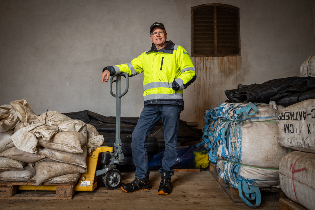 Paul van Breukelen in dijkdepot